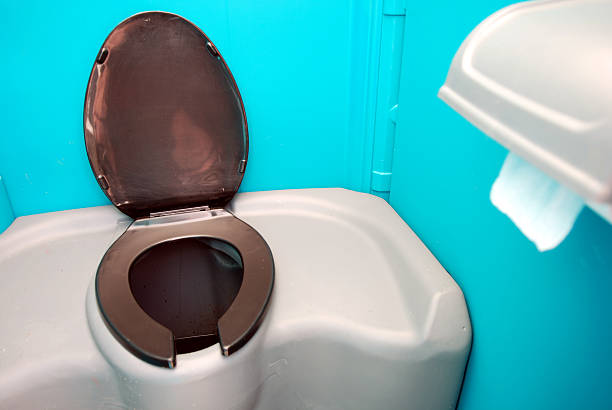 Best Luxury portable toilet rental  in Elmore, AL